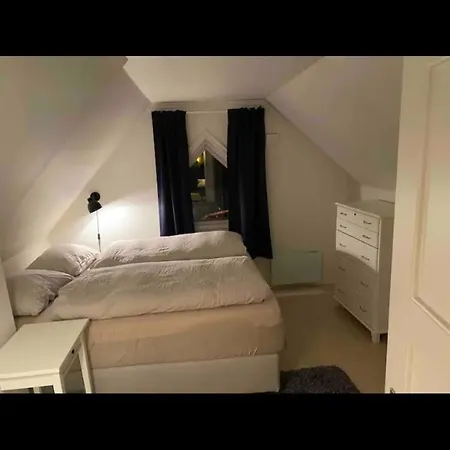 Unik Sentralt I דירה